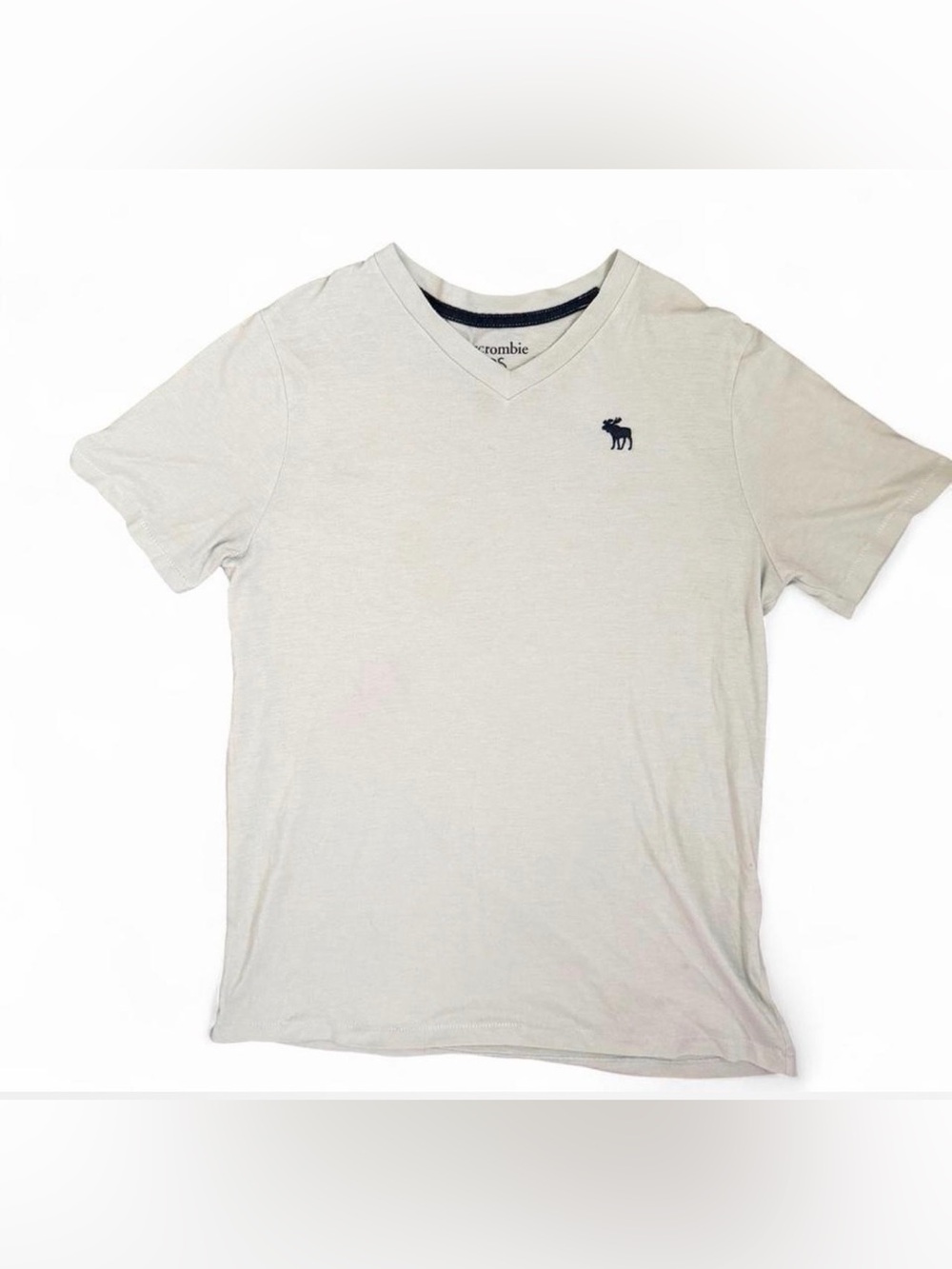 abercrombie kids Light Gray V-Neck Logo Tee size 15/16